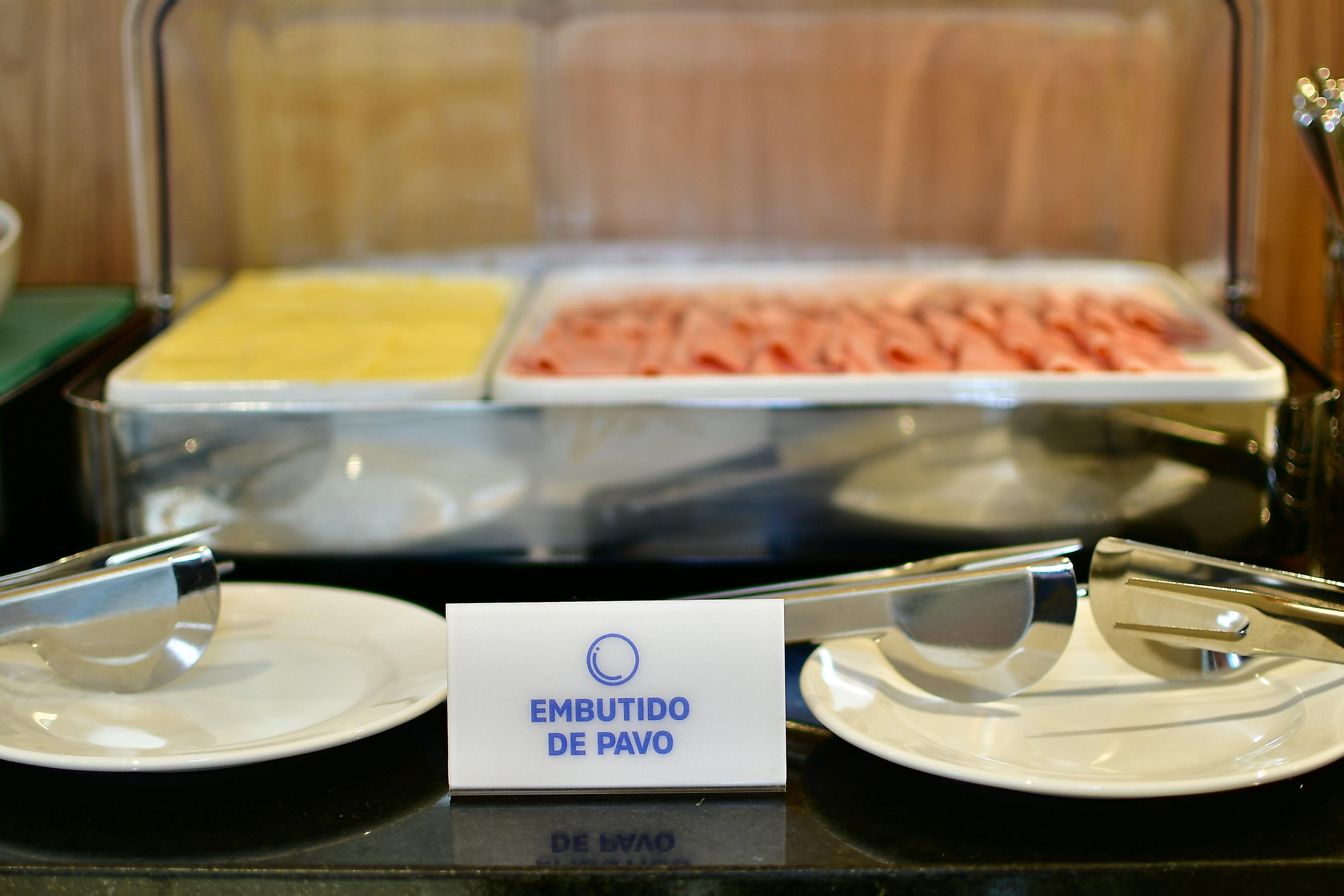 Holiday Inn Express Asuncion Aviadores By Ihg Eksteriør billede