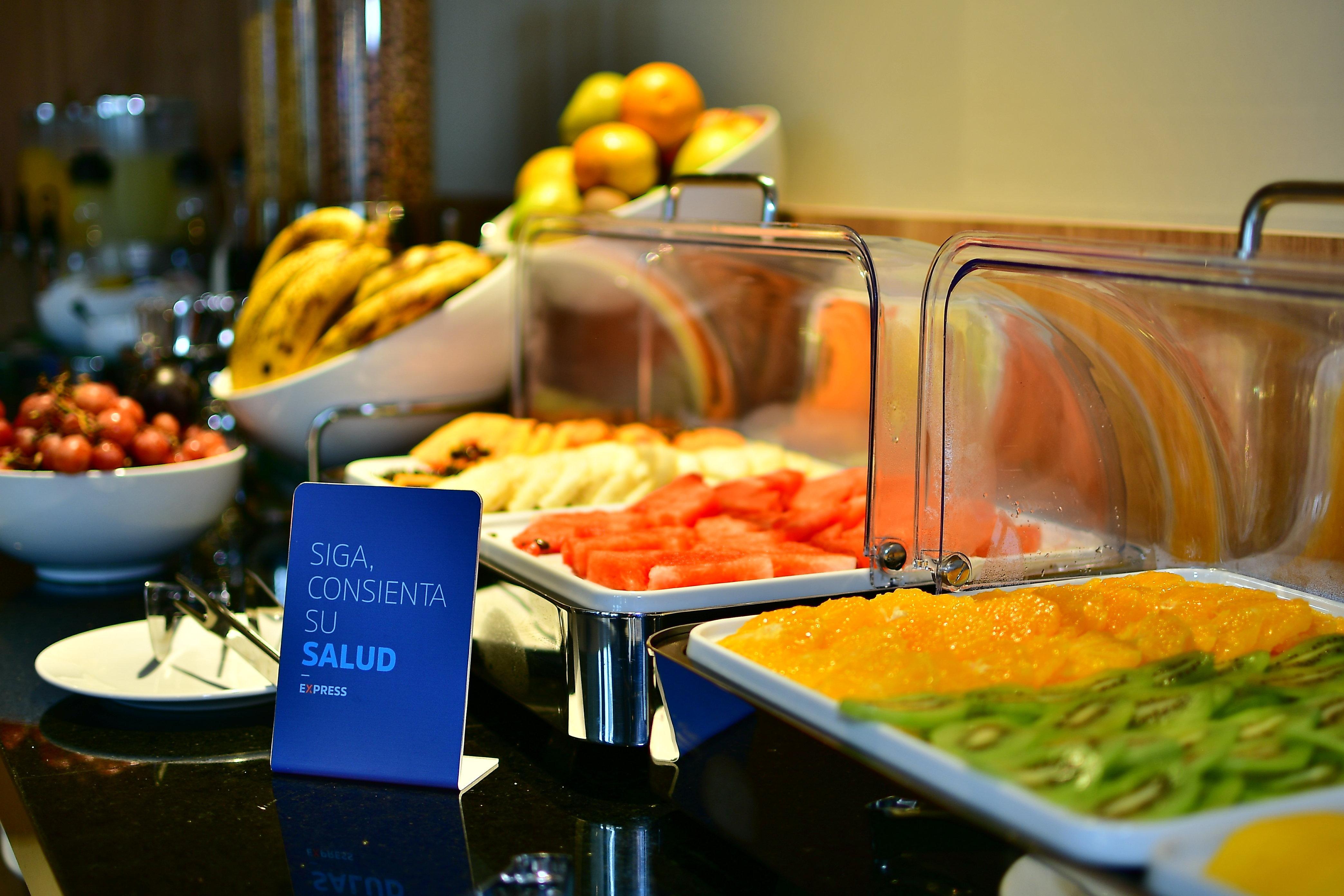 Holiday Inn Express Asuncion Aviadores By Ihg Eksteriør billede