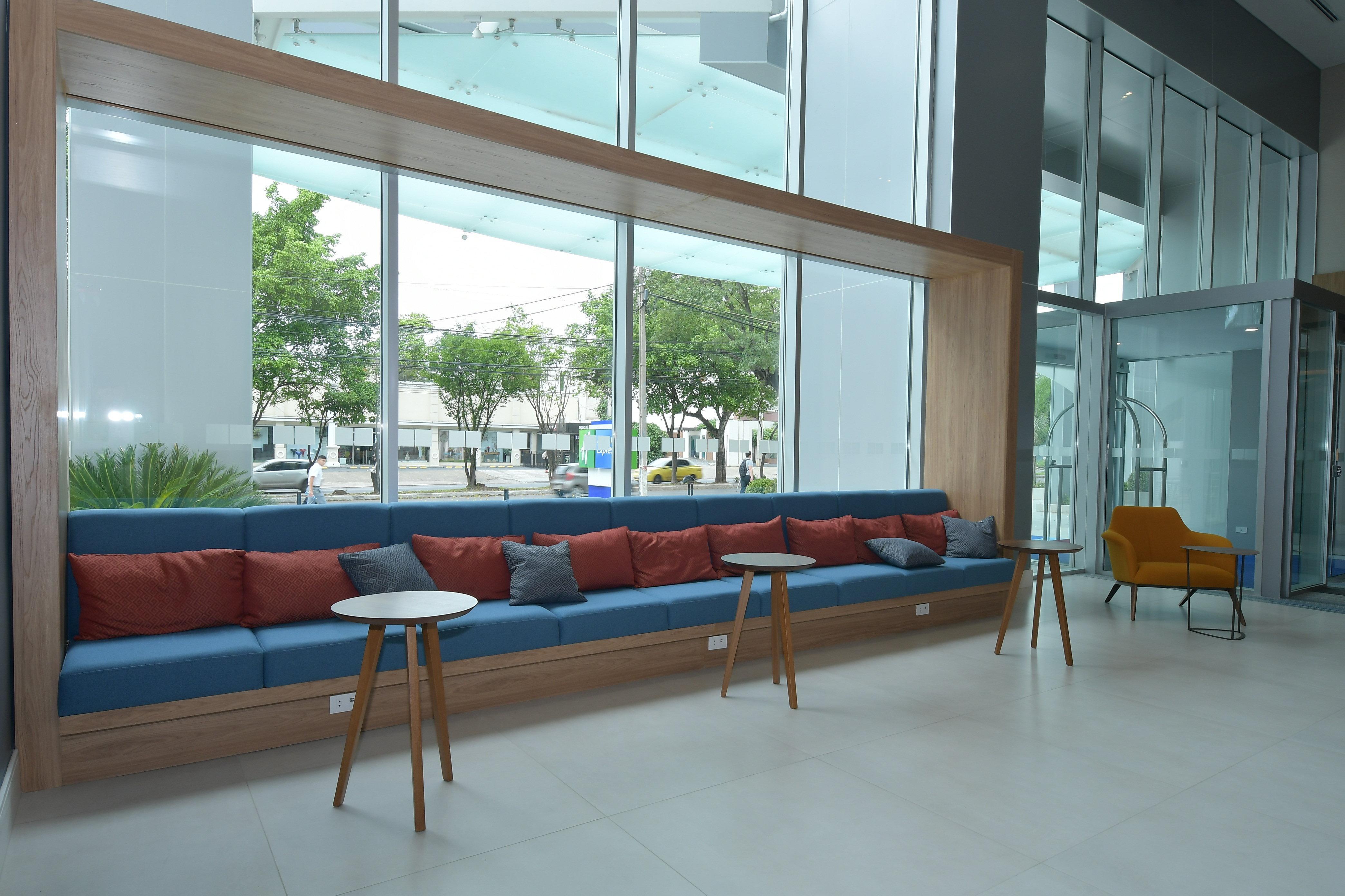 Holiday Inn Express Asuncion Aviadores By Ihg Eksteriør billede