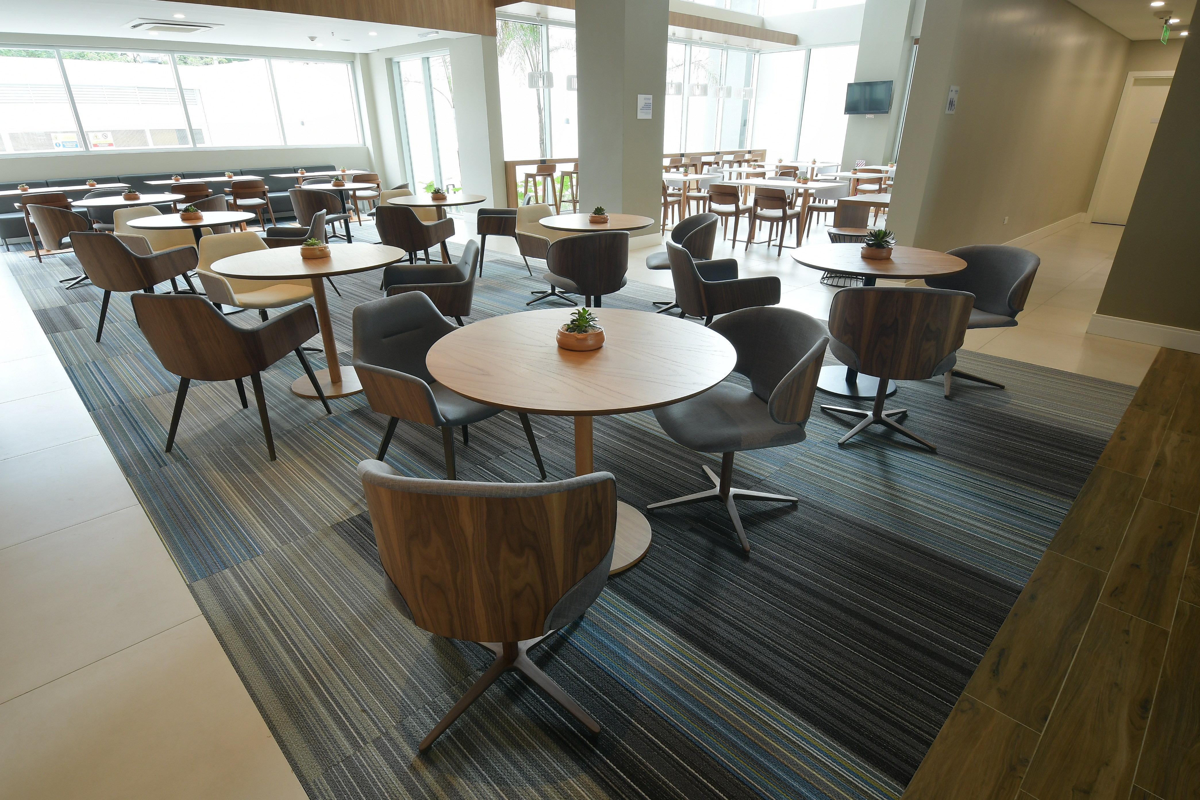 Holiday Inn Express Asuncion Aviadores By Ihg Eksteriør billede
