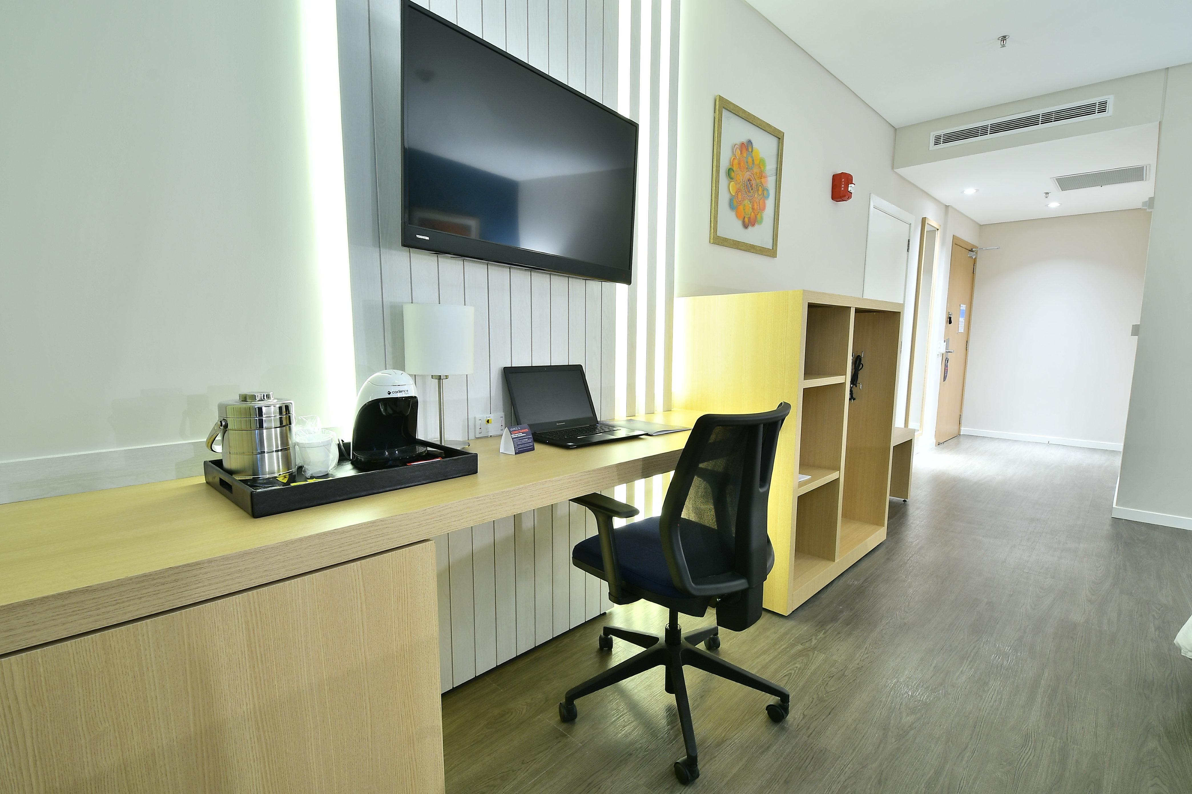 Holiday Inn Express Asuncion Aviadores By Ihg Eksteriør billede