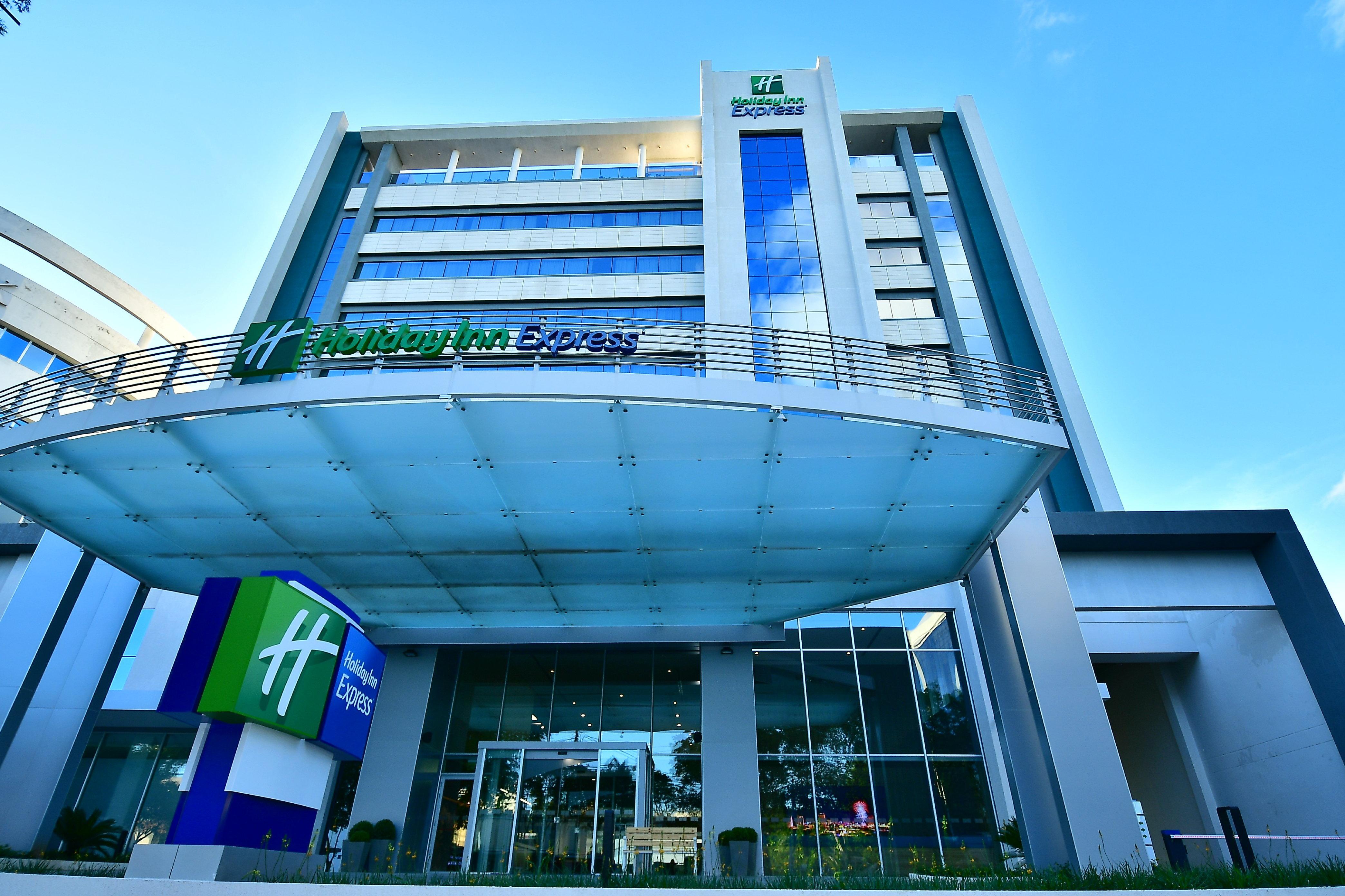 Holiday Inn Express Asuncion Aviadores , An Ihg Hotel Eksteriør billede