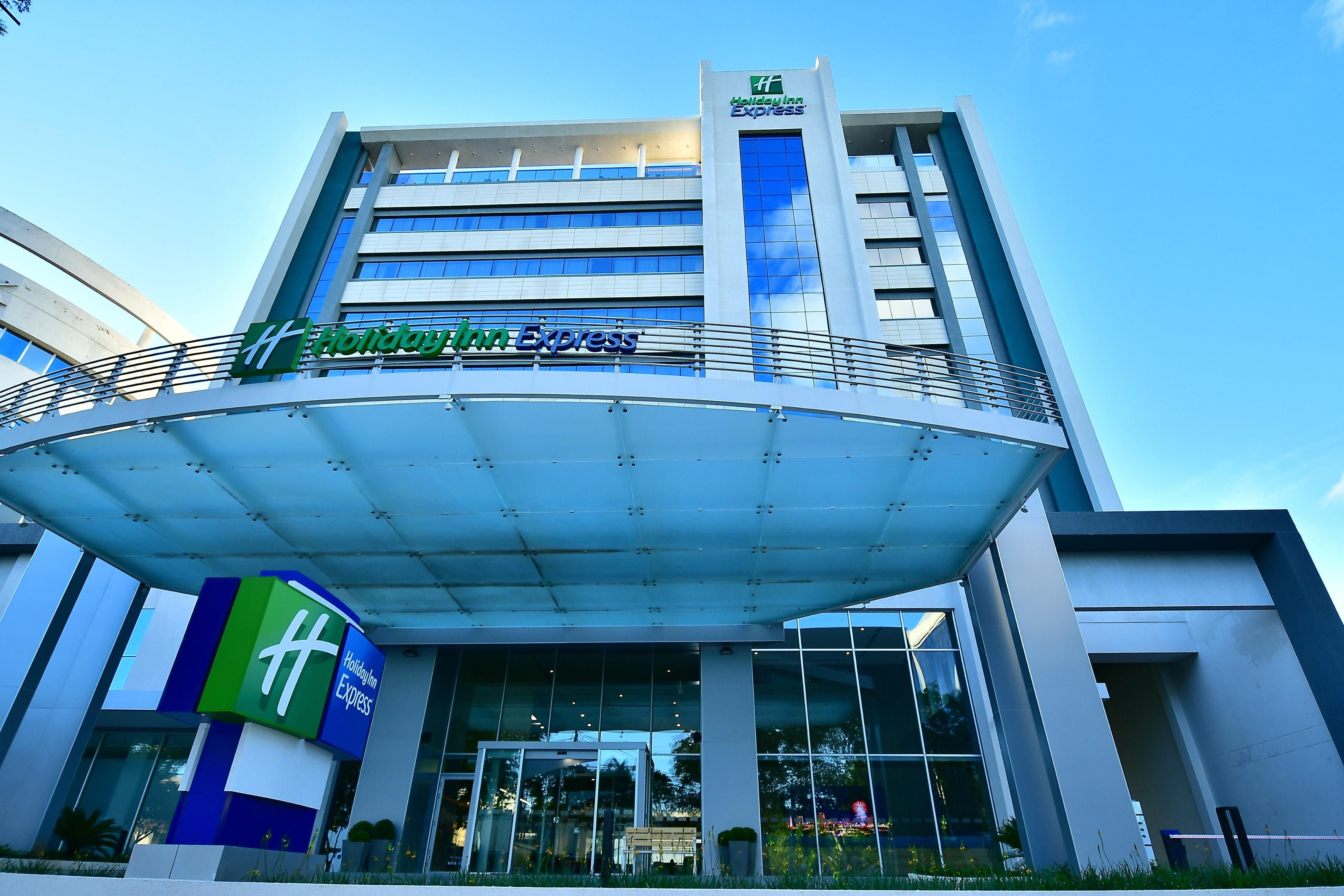 Holiday Inn Express Asuncion Aviadores By Ihg Eksteriør billede