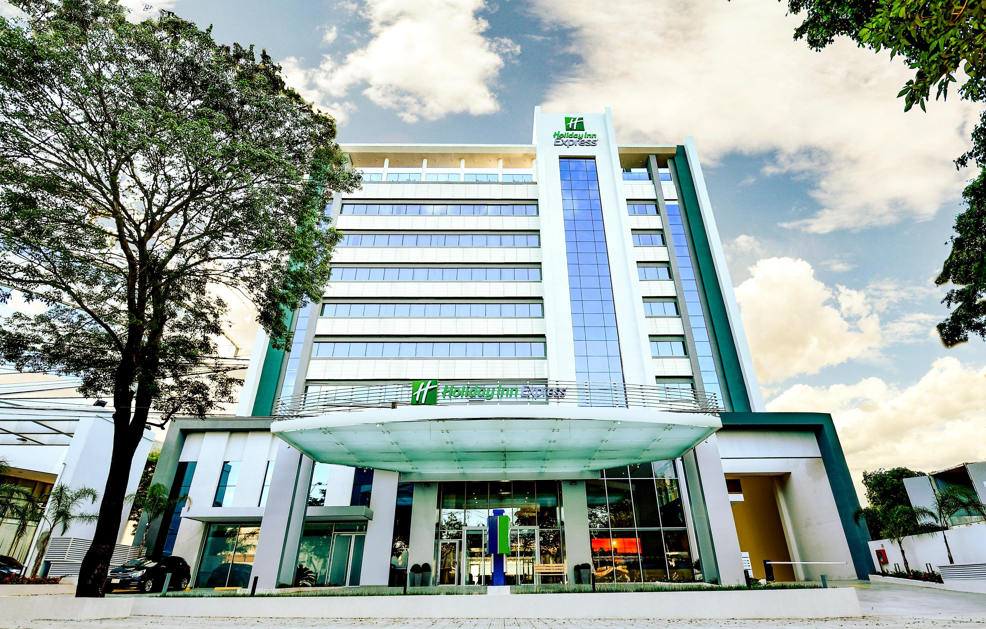 Holiday Inn Express Asuncion Aviadores By Ihg Eksteriør billede