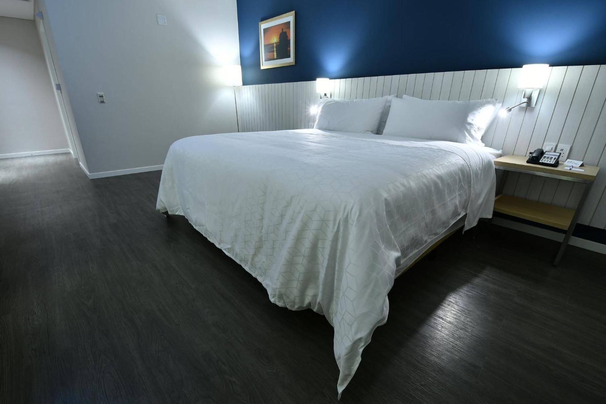 Holiday Inn Express Asuncion Aviadores By Ihg Eksteriør billede
