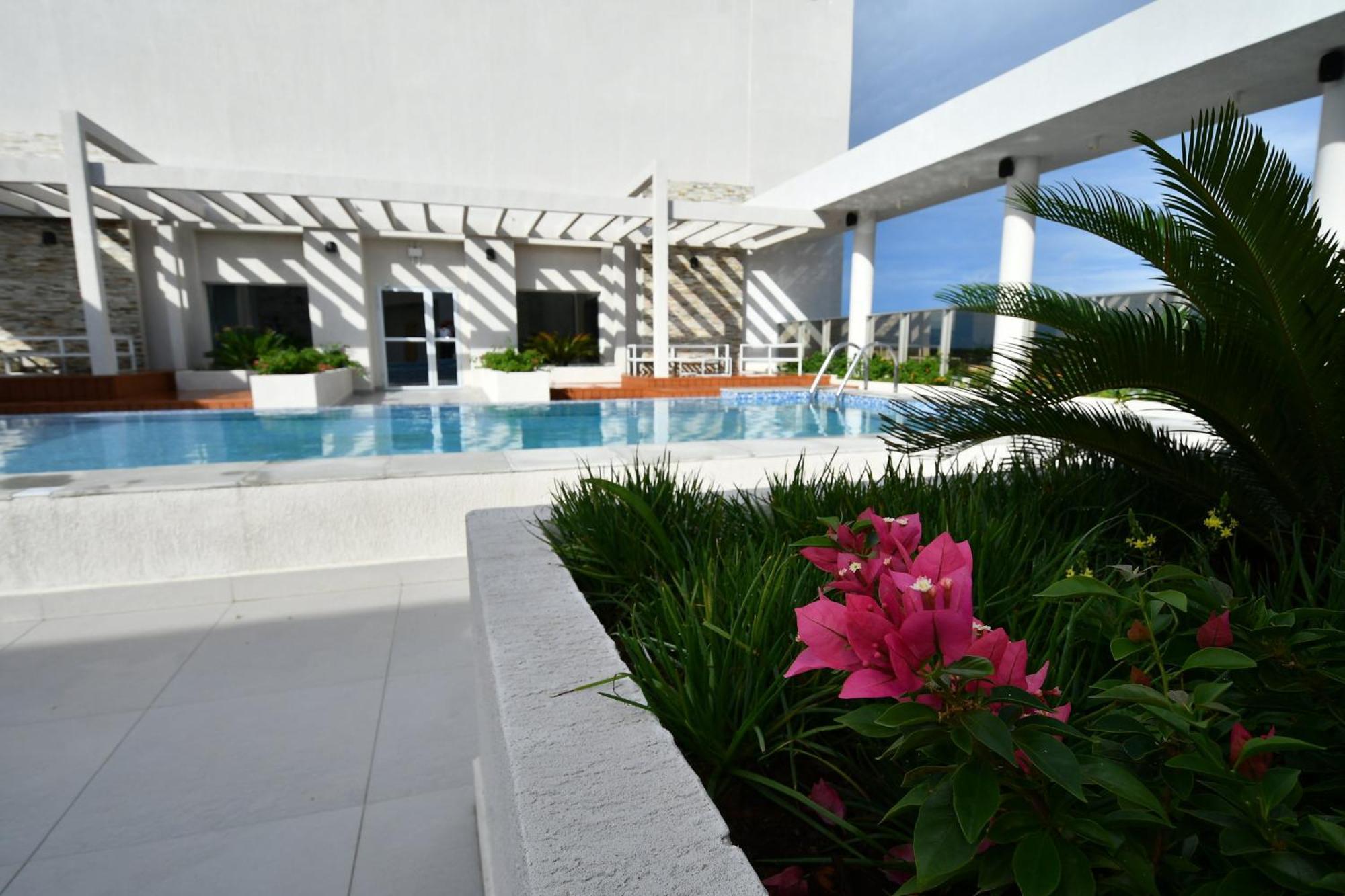 Holiday Inn Express Asuncion Aviadores By Ihg Eksteriør billede