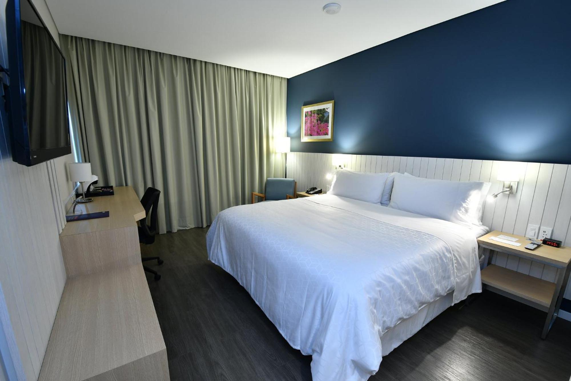 Holiday Inn Express Asuncion Aviadores By Ihg Eksteriør billede