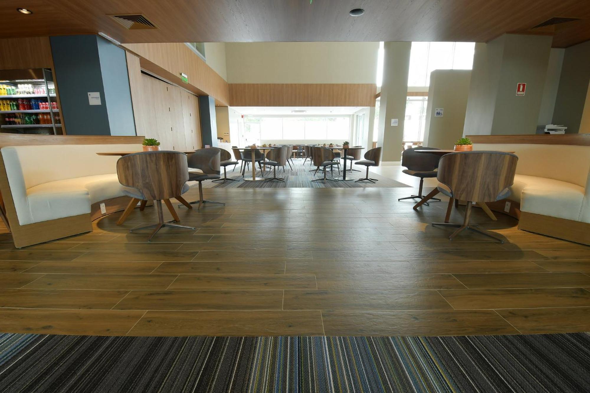 Holiday Inn Express Asuncion Aviadores By Ihg Eksteriør billede
