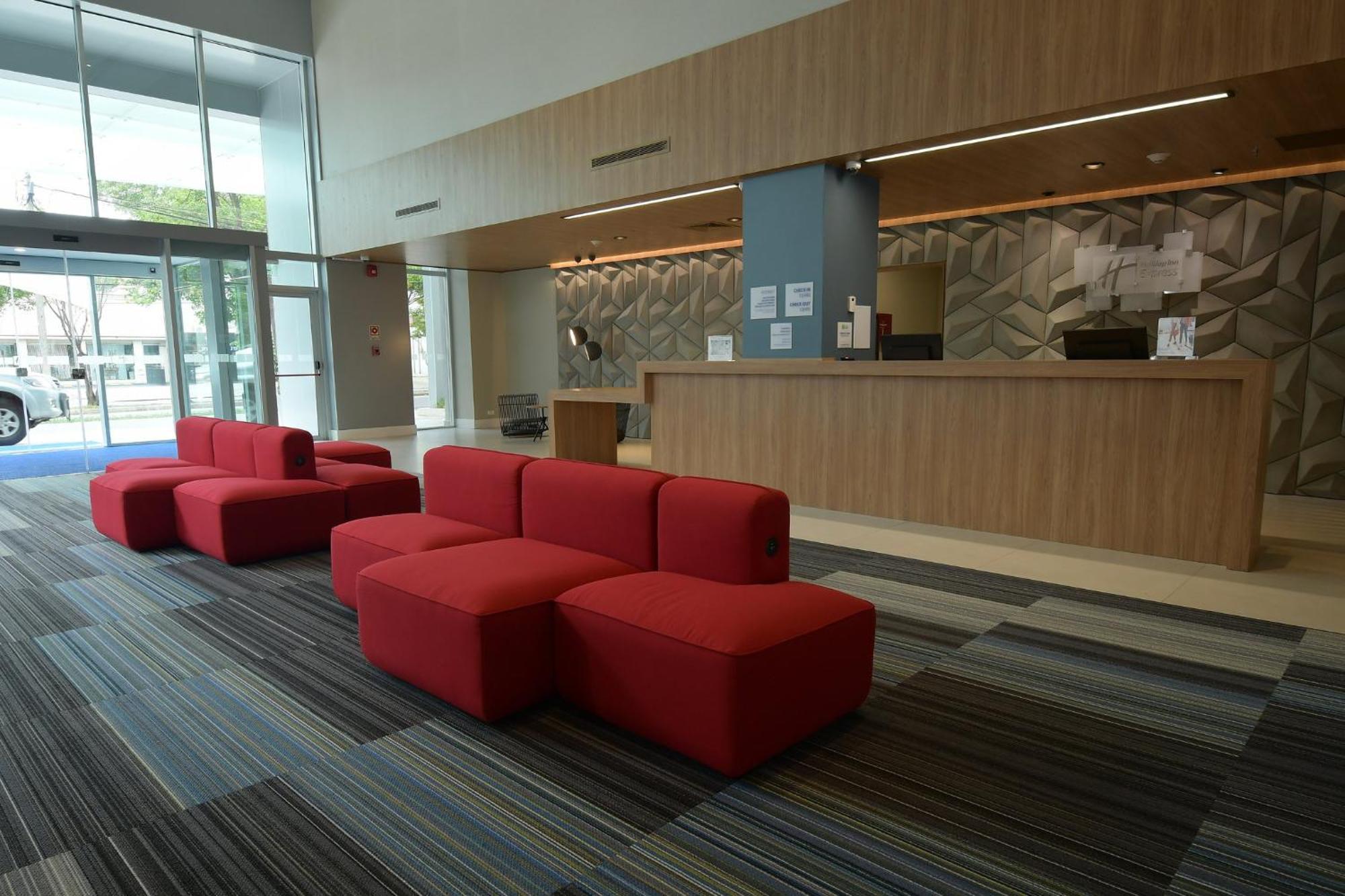 Holiday Inn Express Asuncion Aviadores By Ihg Eksteriør billede