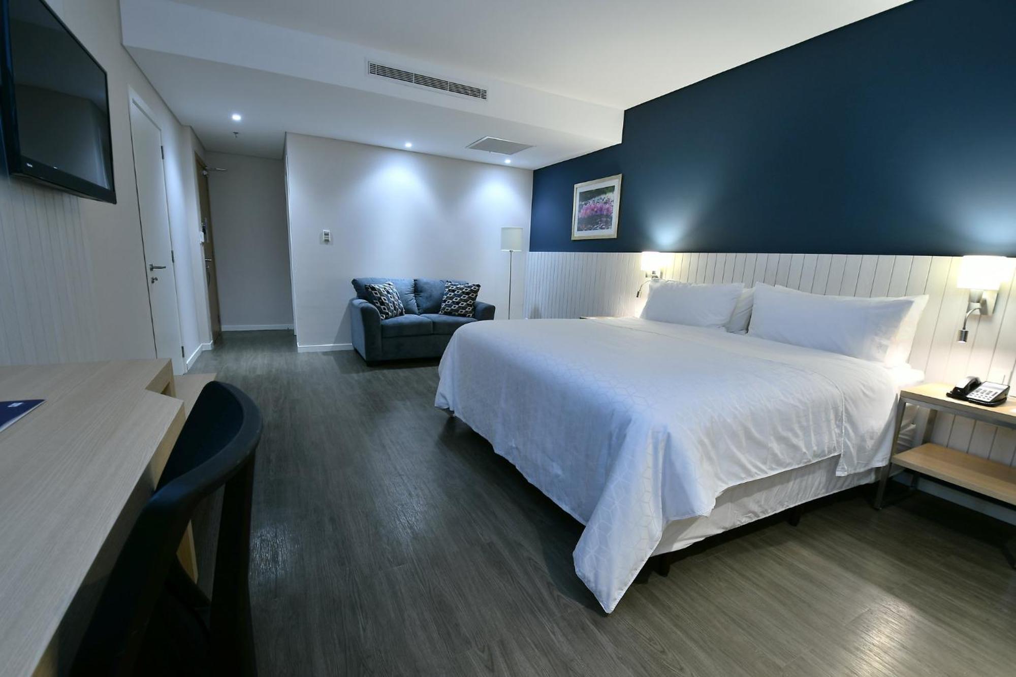 Holiday Inn Express Asuncion Aviadores By Ihg Eksteriør billede